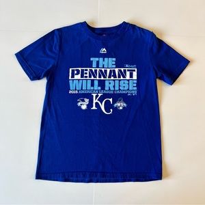 Majestic Kansas City Royals Baseball Medium 10/12 Blue Pennant Will Rise Shirt